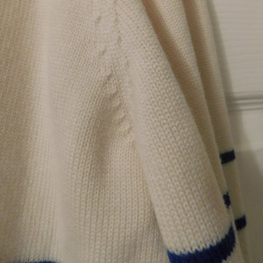 Wool Sweater - Picture 6 of 6